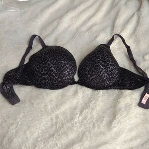 Victoria's Secret Leopard Bra (36C)